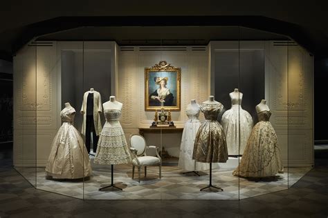 mostra christian dior|christian dior artist.